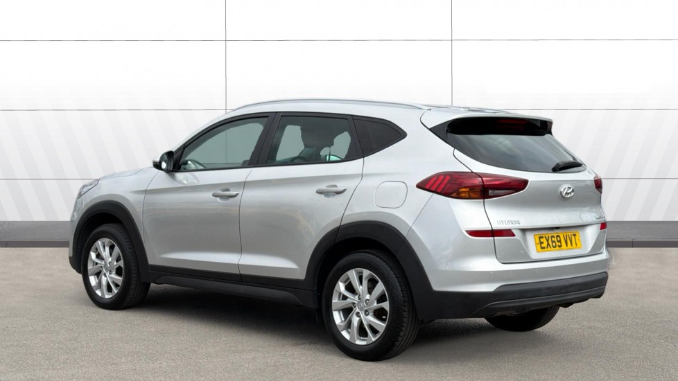 Hyundai TUCSON 1.6 GDi SE Nav 5dr 2WD Petrol Estate - Image 2