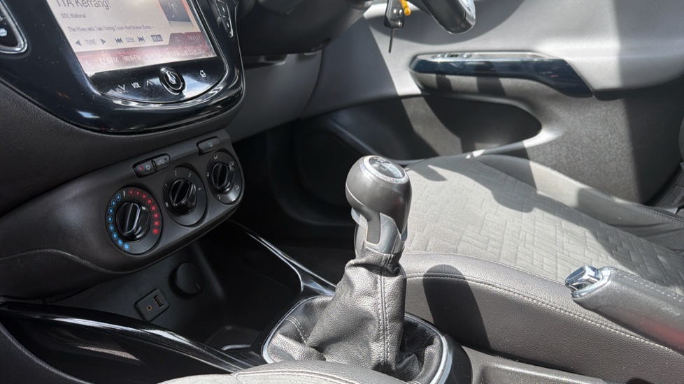 Vauxhall Corsa 1.2 SE 5dr Petrol Hatchback - Image 13