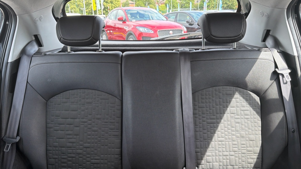 Vauxhall Corsa 1.2 SE 5dr Petrol Hatchback - Image 15