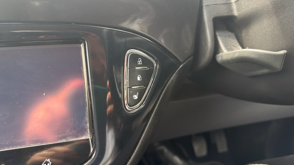 Vauxhall Corsa 1.2 SE 5dr Petrol Hatchback - Image 25