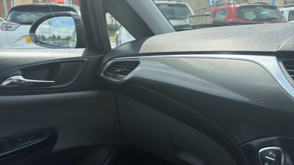 Vauxhall Corsa 1.2 SE 5dr Petrol Hatchback - Image 28