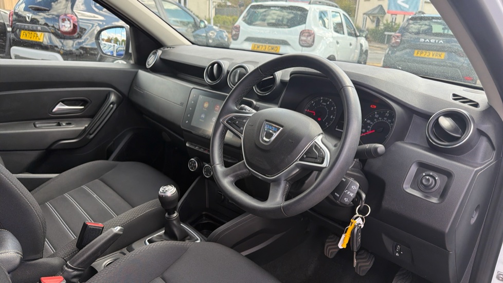 Dacia Duster 1.3 TCe 130 Comfort 5dr Petrol Estate - Image 11