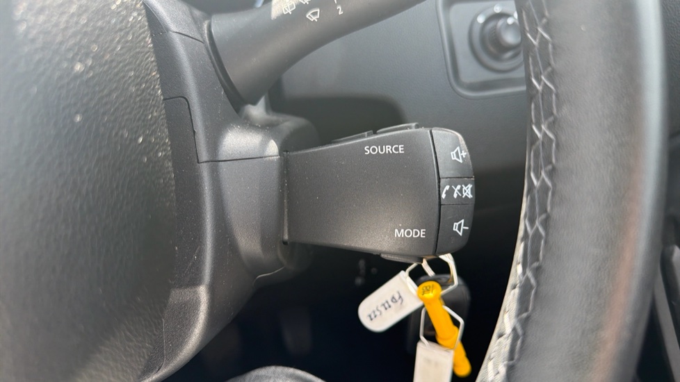 Dacia Duster 1.3 TCe 130 Comfort 5dr Petrol Estate - Image 25