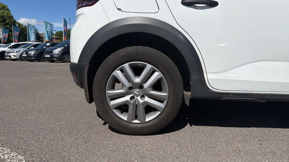 Dacia Sandero Stepway 1.0 TCe Essential 5dr Petrol Hatchback - Image 7
