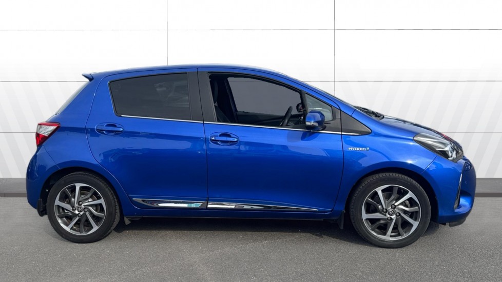 Toyota Yaris 1.5 Hybrid Excel 5dr CVT [Nav] Hybrid Hatchback - Image 5