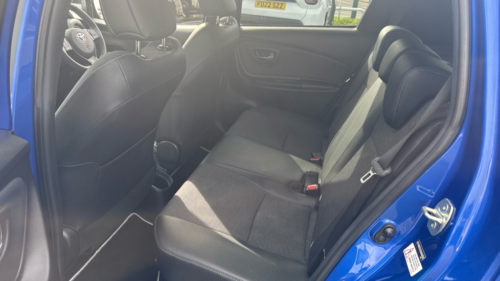 Toyota Yaris 1.5 Hybrid Excel 5dr CVT [Nav] Hybrid Hatchback - Image 16