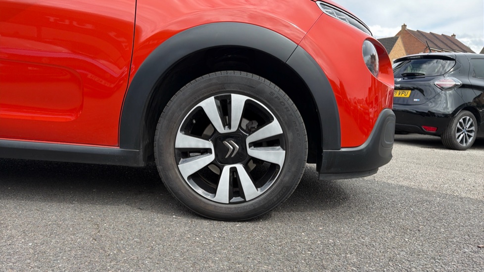 Citroen C3 1.2 PureTech 82 Feel 5dr Petrol Hatchback - Image 7