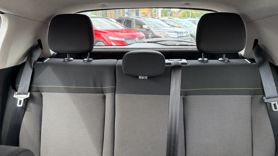 Citroen C3 1.2 PureTech 82 Feel 5dr Petrol Hatchback - Image 15
