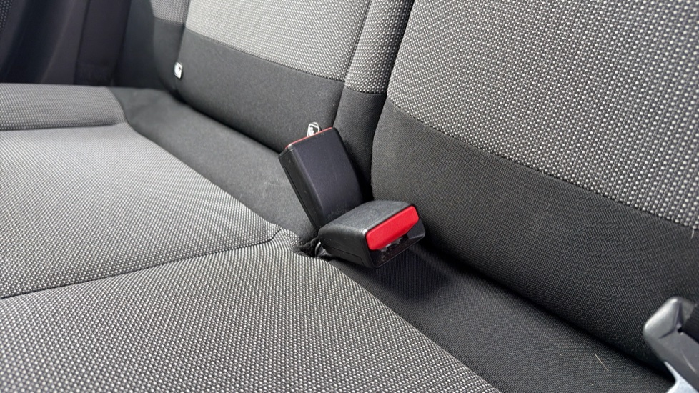 Citroen C3 1.2 PureTech 82 Feel 5dr Petrol Hatchback - Image 17