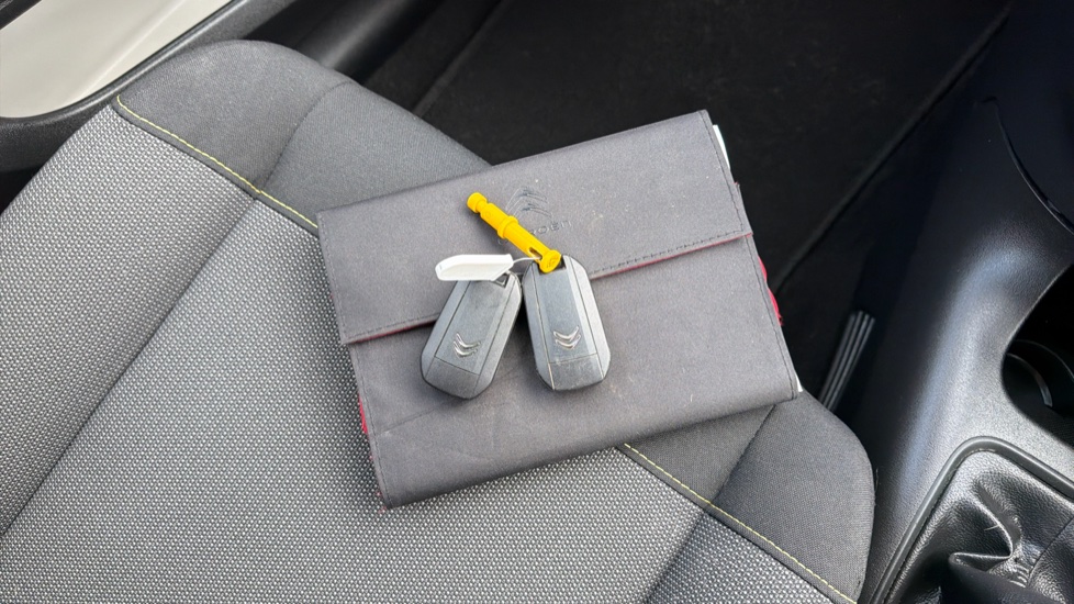 Citroen C3 1.2 PureTech 82 Feel 5dr Petrol Hatchback - Image 19