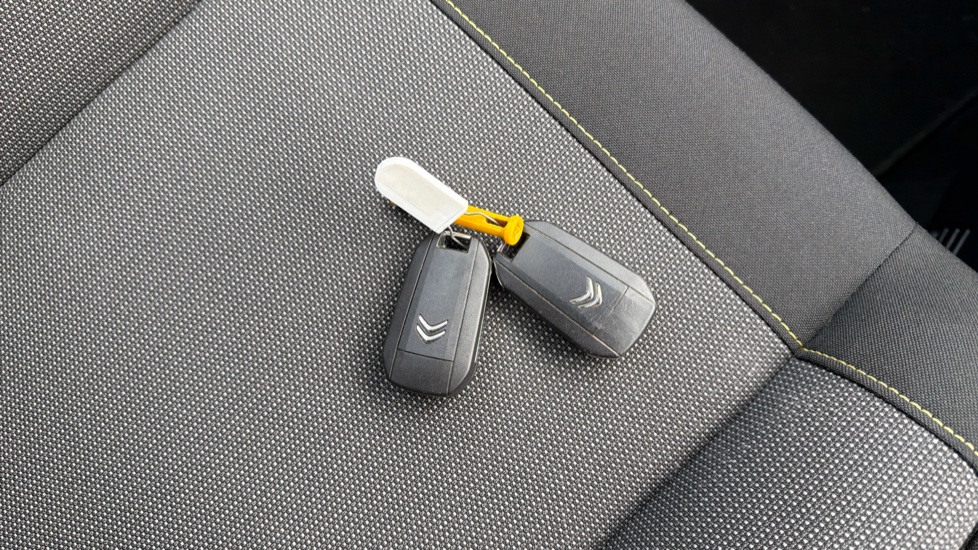 Citroen C3 1.2 PureTech 82 Feel 5dr Petrol Hatchback - Image 20