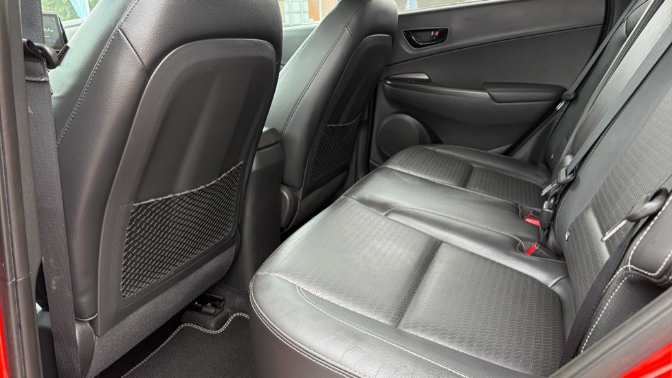 Hyundai KONA 1.6 GDi Hybrid Premium SE 5dr DCT Hybrid Hatchback - Image 16