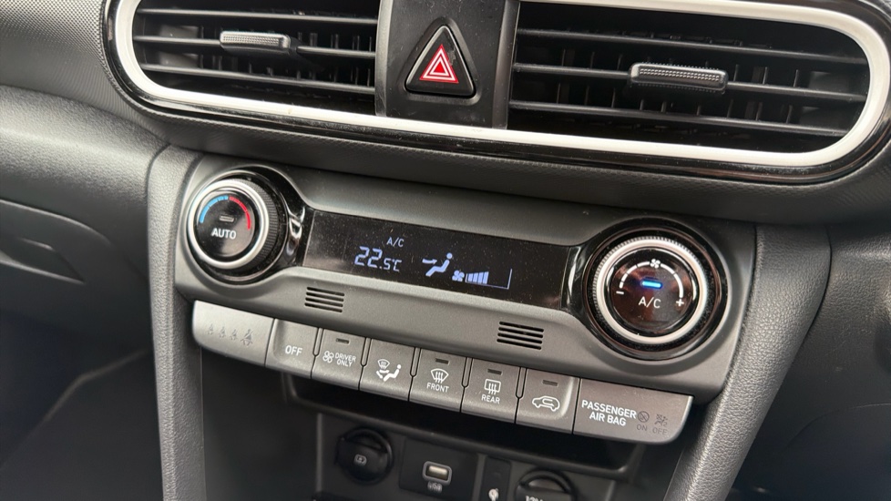 Hyundai KONA 1.6 GDi Hybrid Premium SE 5dr DCT Hybrid Hatchback - Image 27