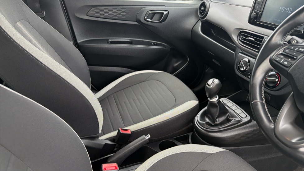 Hyundai i10 1.0 MPi SE Connect 5dr Petrol Hatchback - Image 14