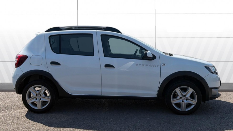 Dacia Sandero Stepway 0.9 TCe Laureate 5dr Petrol Hatchback - Image 5