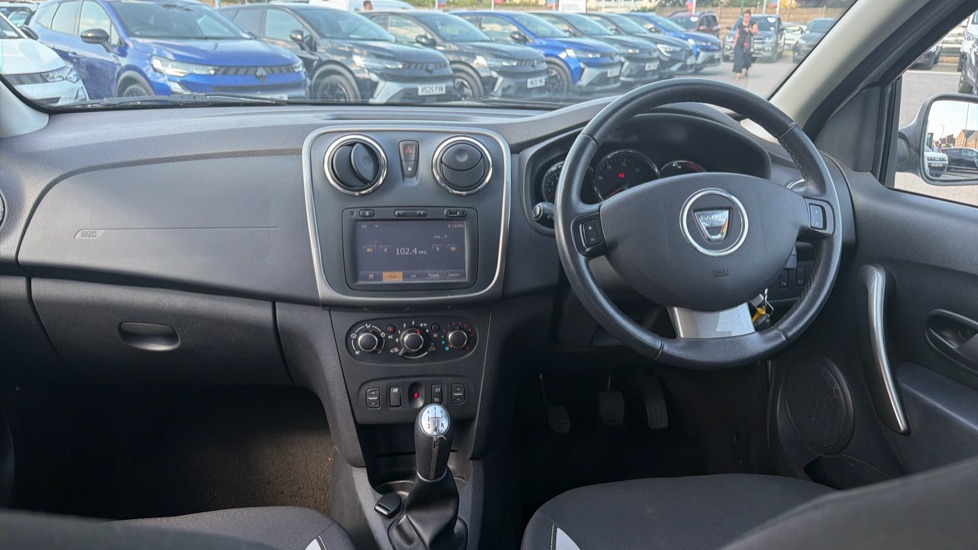 Dacia Sandero Stepway 0.9 TCe Laureate 5dr Petrol Hatchback - Image 10