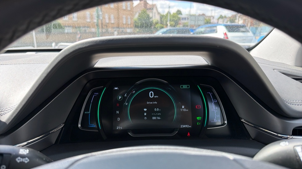 Hyundai IONIQ 1.6 GDi Hybrid Premium SE 5dr DCT Hybrid Hatchback - Image 18