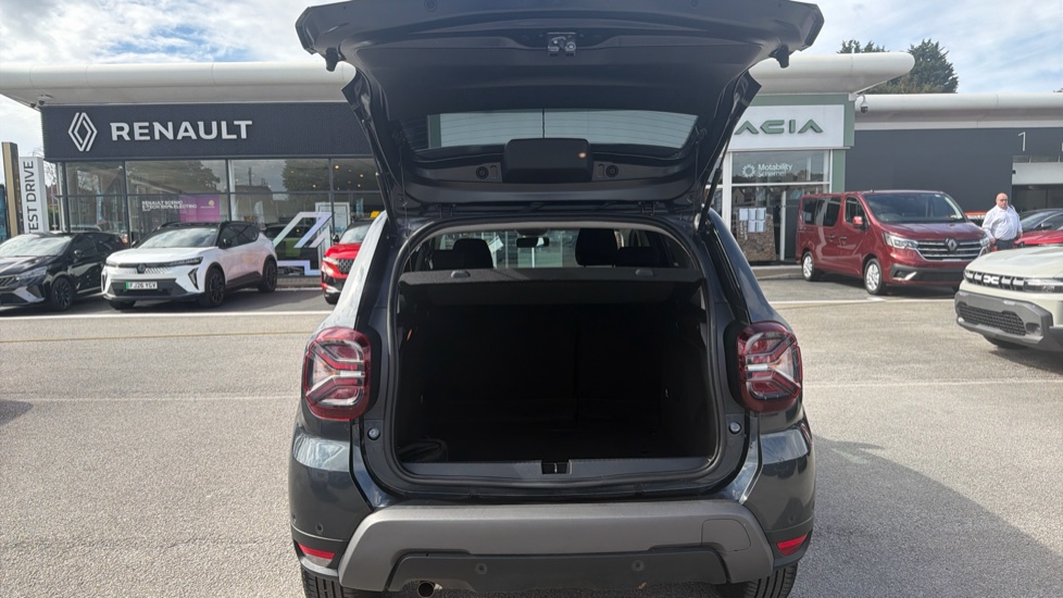 Dacia Duster 1.0 TCe 90 Journey 5dr Petrol Estate - Image 4