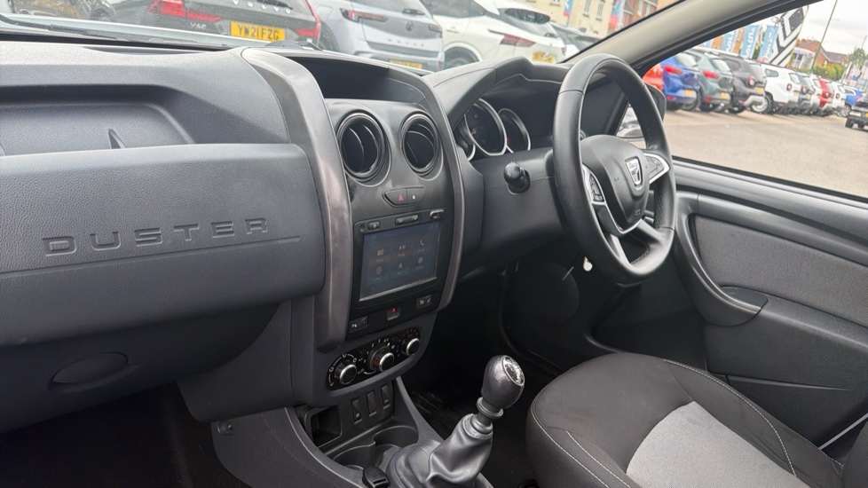 Dacia Duster 1.2 TCe 125 Prestige 5dr Petrol Estate - Image 9