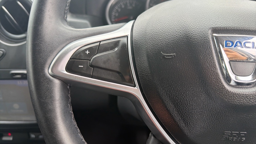 Dacia Duster 1.2 TCe 125 Prestige 5dr Petrol Estate - Image 24