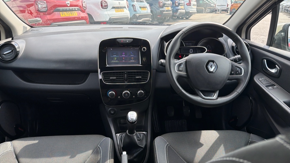 Renault Clio 1.5 dCi 90 Dynamique Nav 5dr Diesel Hatchback - Image 10