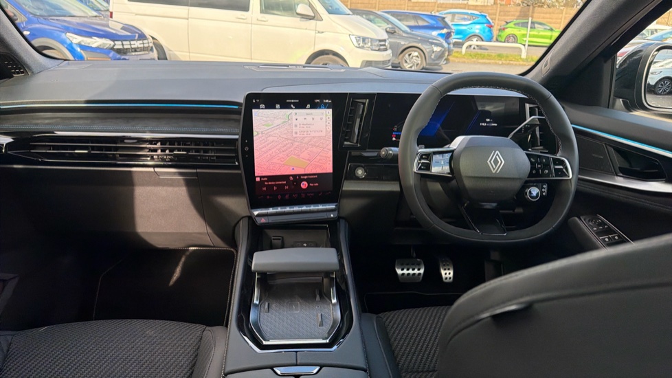 Renault Austral E-Tech Full Hybrid Iconic Esprit Alpine 5dr Auto Hybrid Estate - Image 10