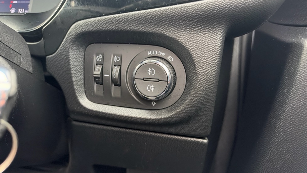 Vauxhall Corsa 1.2 GS 5dr Petrol Hatchback - Image 22