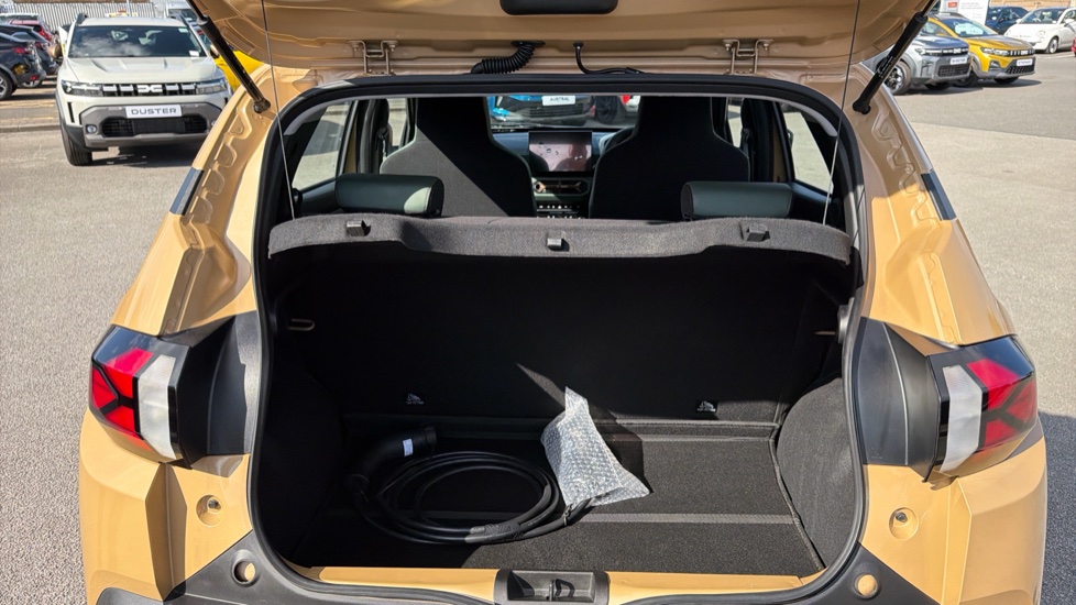 Dacia Spring 27kWh Extreme 65 48kW 5dr Auto Electric Hatchback - Image 4