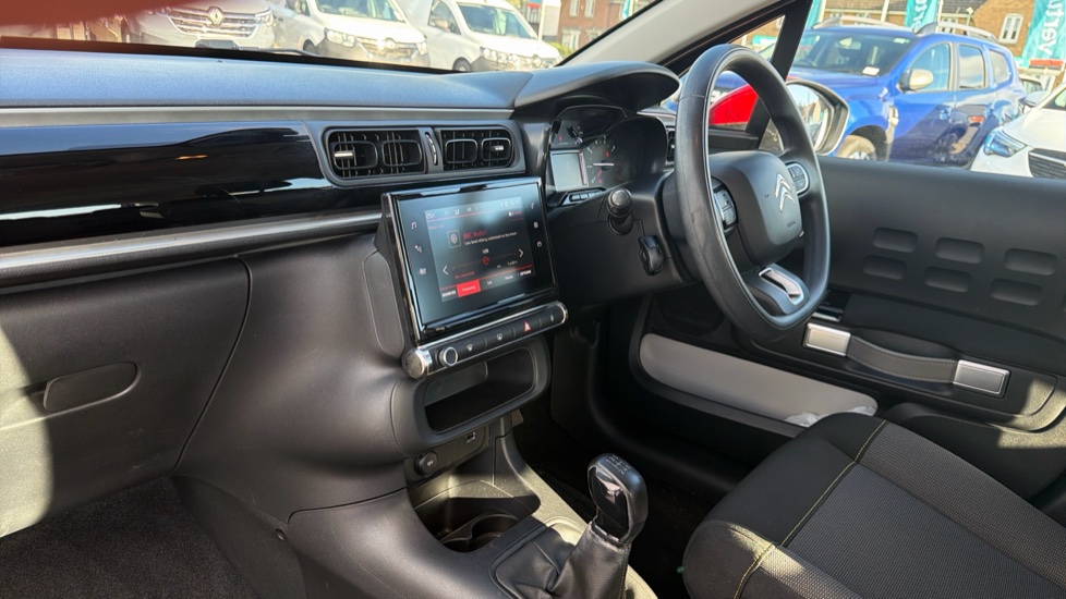 Citroen C3 1.2 PureTech Shine 5dr Petrol Hatchback - Image 9