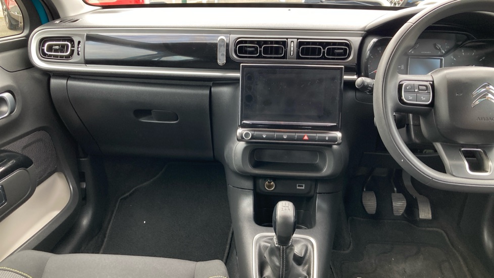 Citroen C3 1.2 PureTech Shine 5dr Petrol Hatchback - Image 14