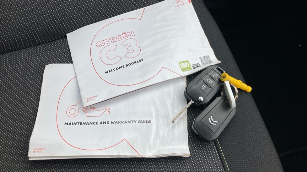 Citroen C3 1.2 PureTech Shine 5dr Petrol Hatchback - Image 19