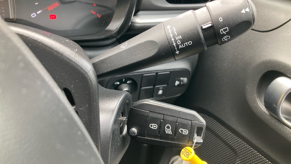 Citroen C3 1.2 PureTech Shine 5dr Petrol Hatchback - Image 28