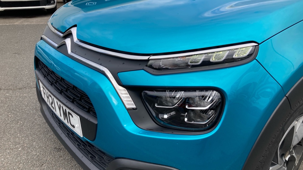 Citroen C3 1.2 PureTech Shine 5dr Petrol Hatchback - Image 38