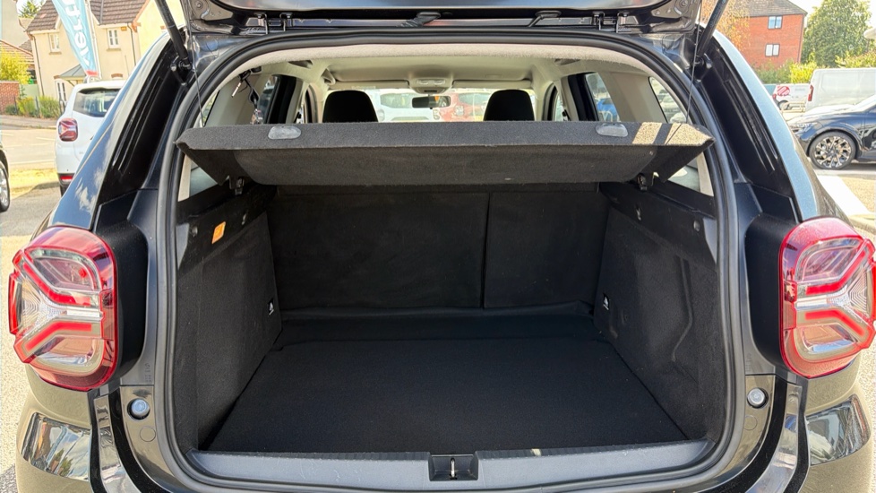 Dacia Duster 1.5 Blue dCi Prestige 5dr Diesel Estate - Image 4