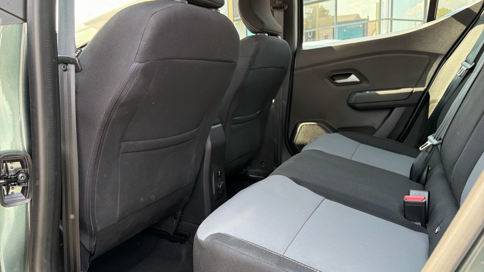 Dacia Sandero Stepway 1.0 TCe Extreme 5dr Petrol Hatchback - Image 16