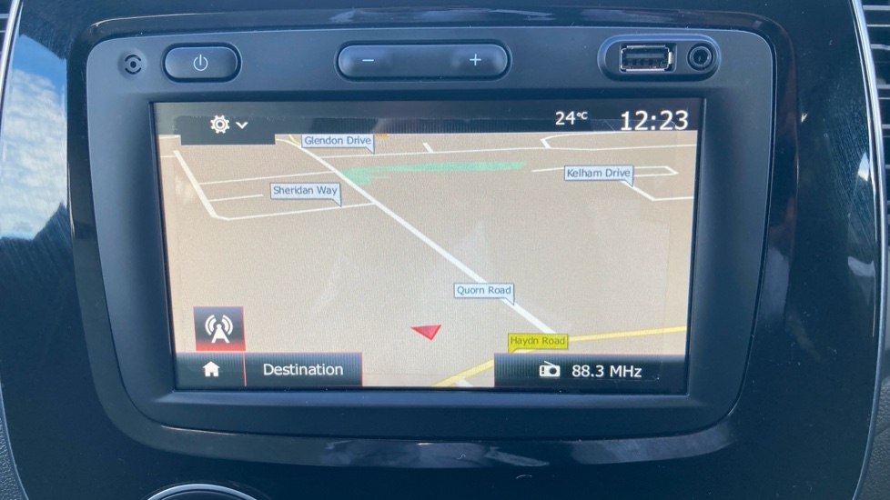 Renault Captur 0.9 TCE 90 Iconic 5dr Petrol Hatchback - Image 27