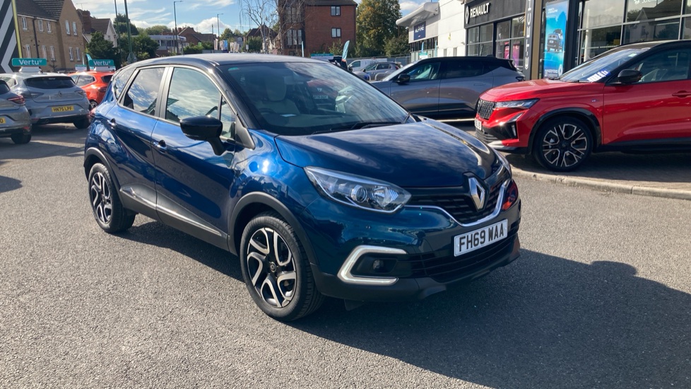 Renault Captur 0.9 TCE 90 Iconic 5dr Petrol Hatchback - Image 43