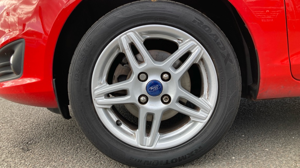Ford Fiesta 1.5 TDCi Zetec 5dr Diesel Hatchback - Image 7