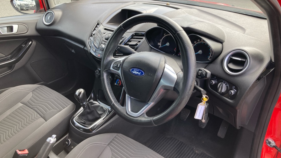 Ford Fiesta 1.5 TDCi Zetec 5dr Diesel Hatchback - Image 11