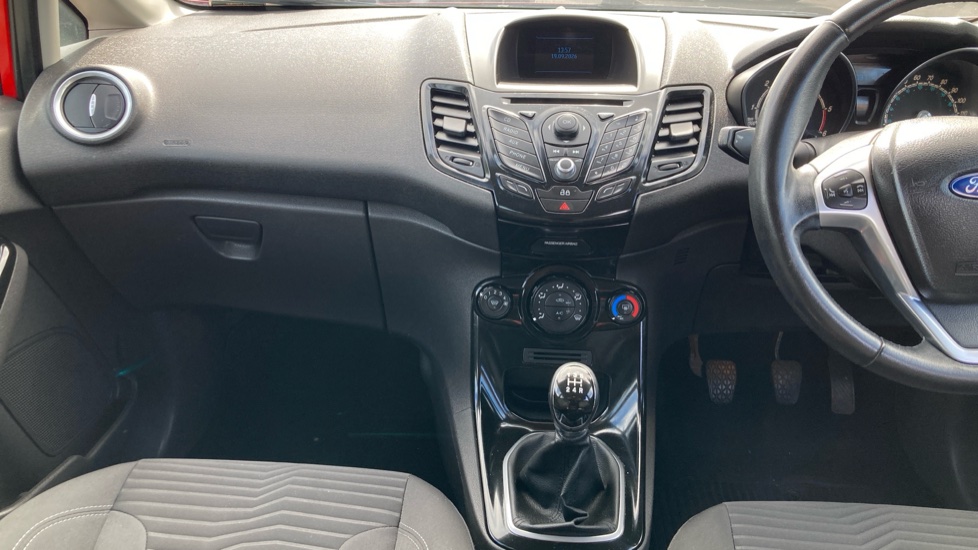 Ford Fiesta 1.5 TDCi Zetec 5dr Diesel Hatchback - Image 14