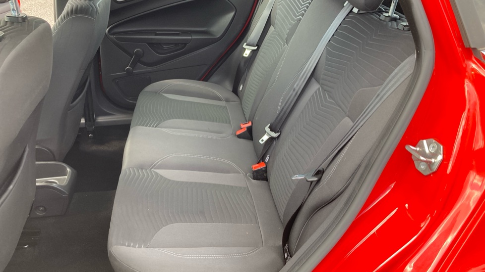 Ford Fiesta 1.5 TDCi Zetec 5dr Diesel Hatchback - Image 16
