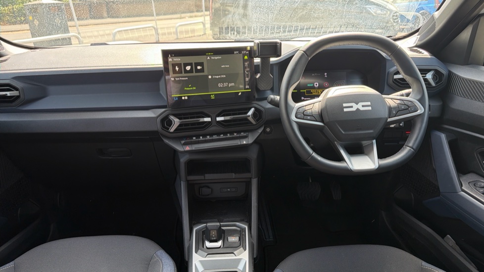 Dacia Duster 1.6 Hybrid 140 Journey 5dr Auto Hybrid Estate - Image 10