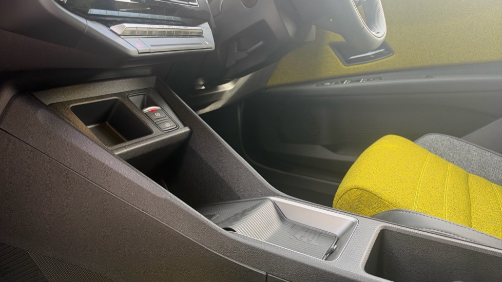 Renault 5 110kW Iconic Five + Comfort Range 52kWh 5dr Auto Electric Hatchback - Image 13