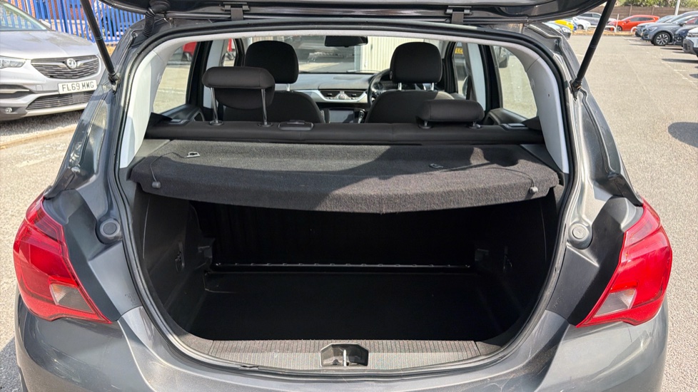 Vauxhall Corsa 1.4 ecoFLEX Excite 5dr [AC] Petrol Hatchback - Image 4