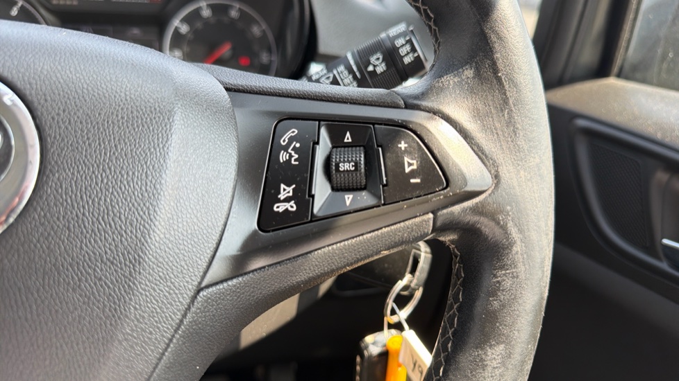 Vauxhall Corsa 1.4 ecoFLEX Excite 5dr [AC] Petrol Hatchback - Image 23
