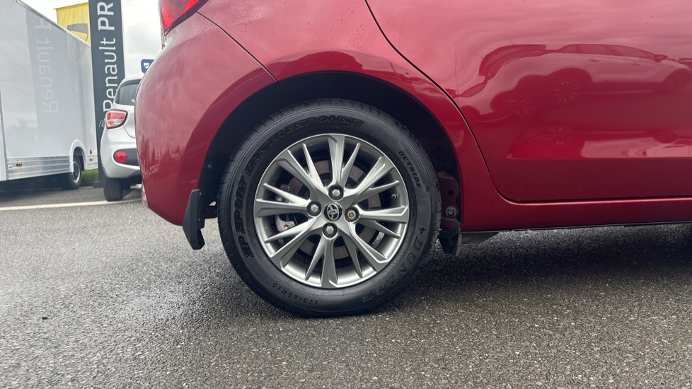 Toyota Yaris 1.5 Hybrid Icon 5dr CVT Hybrid Hatchback - Image 7