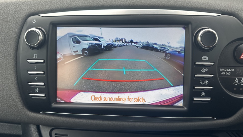 Toyota Yaris 1.5 Hybrid Icon 5dr CVT Hybrid Hatchback - Image 37