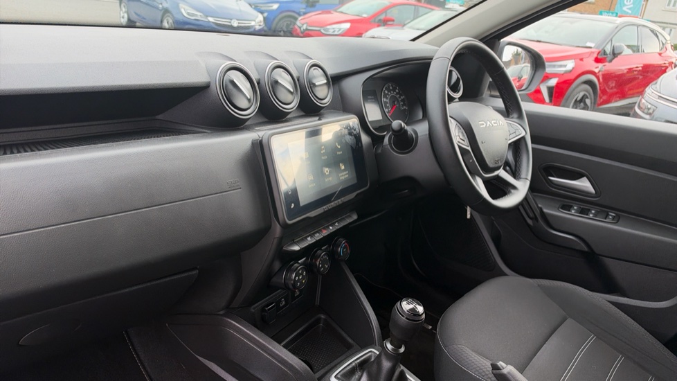 Dacia Duster 1.0 TCe 90 Expression 5dr Petrol Estate - Image 9