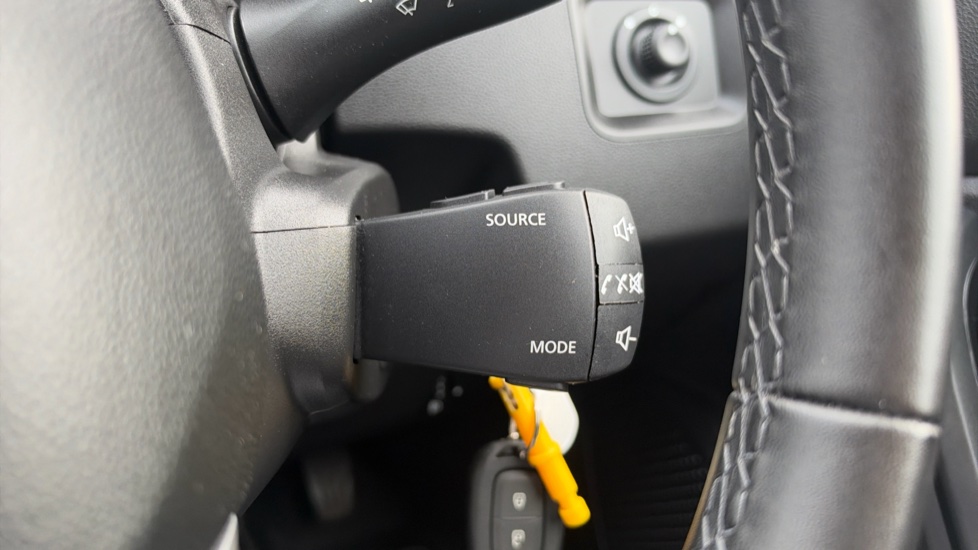 Dacia Duster 1.0 TCe 90 Expression 5dr Petrol Estate - Image 23