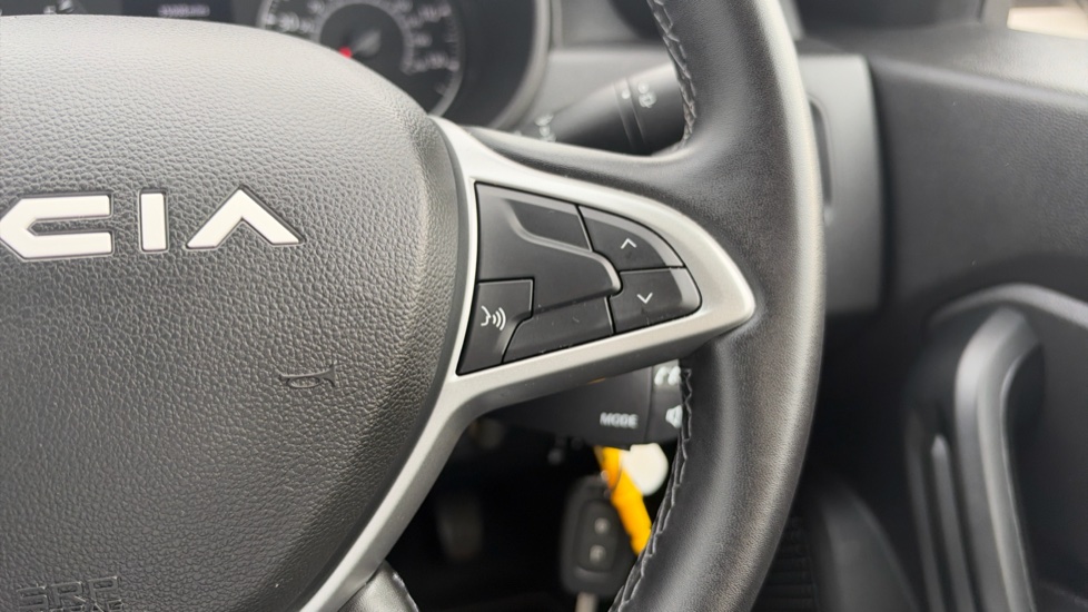 Dacia Duster 1.0 TCe 90 Expression 5dr Petrol Estate - Image 24